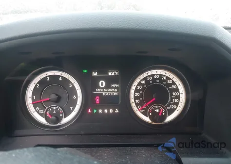 2015 Ram 1500 St z USA, uszkodzony, nr VIN 1C6RR7FT4FS731476